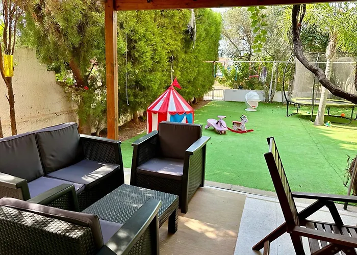 Elite Family With Playground & Play Ship Villa *